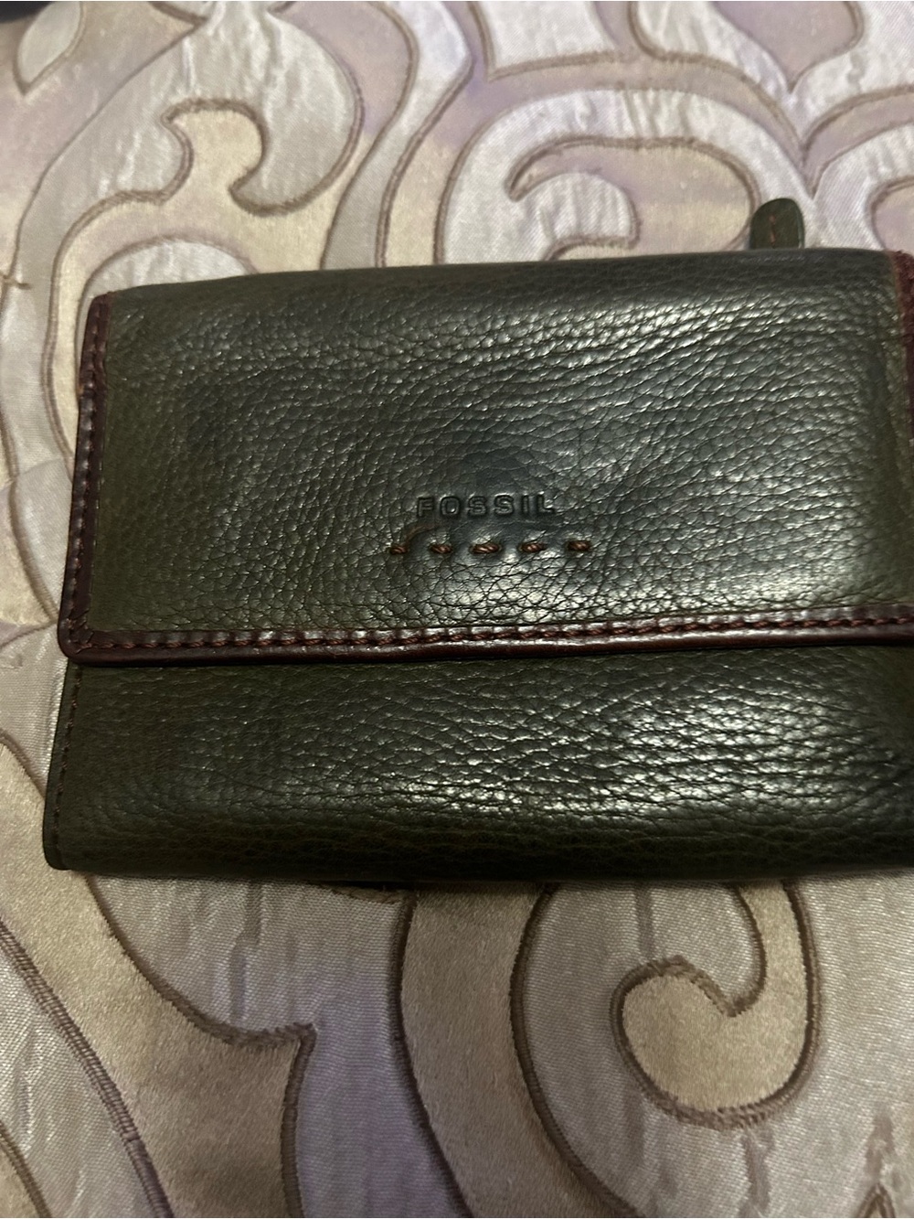Fossil Men's Pebbled Leather Bifold Wallet - Brown with Burgundy Trim